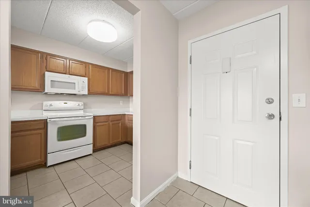 $275,000 | 7317 Eden Brook Drive, Unit H305, Columbia, MD 21046