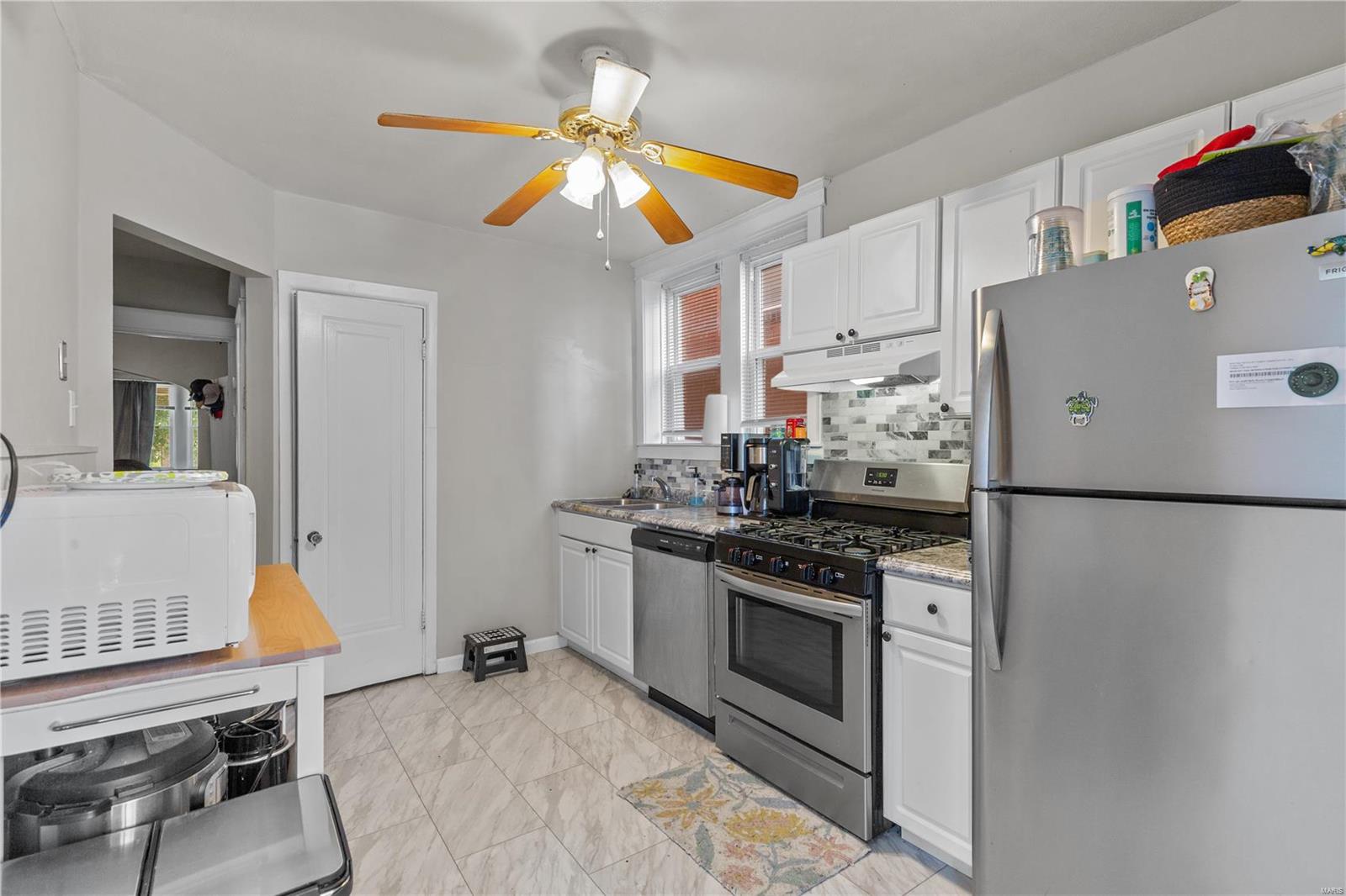 5501 Rhodes Avenue St. Louis, MO 63109 - Photo 13 of 31 Gallery Image 13