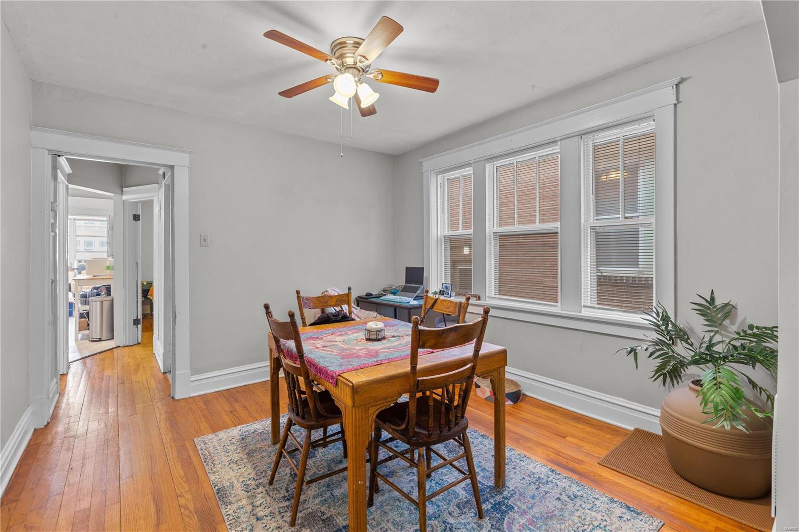 5501 Rhodes Avenue St. Louis, MO 63109 - Photo 8 of 31 Gallery Image 8