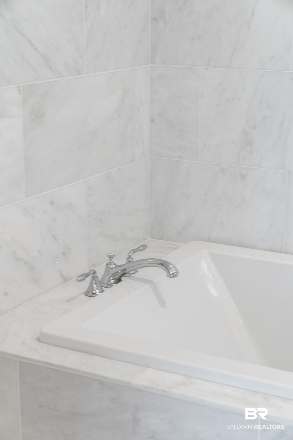 13333 Johnson Beach Road, Unit 703 Pensacola, FL 32507 - Photo 28 of 61 Gallery Image 28