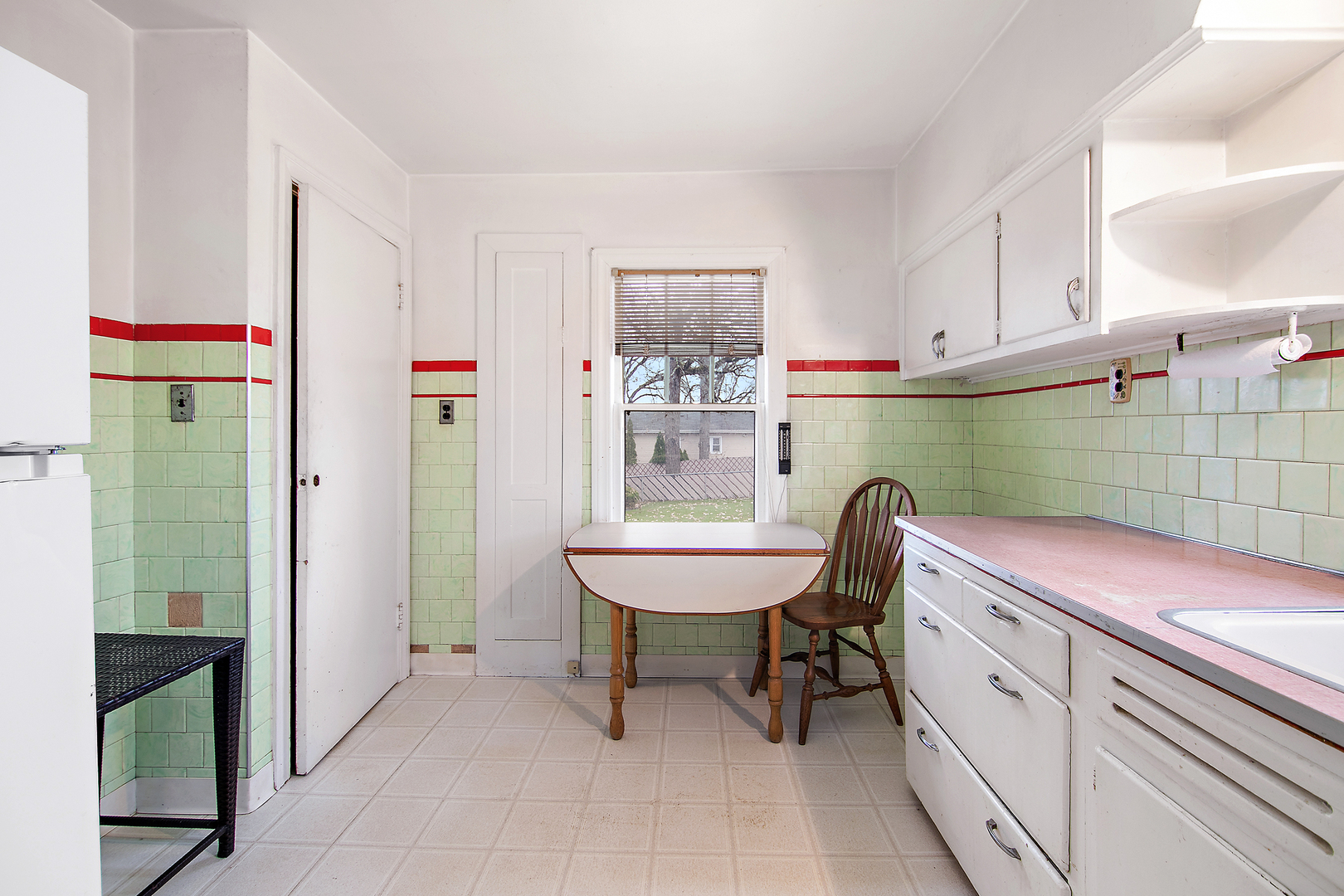 4850 162nd Street Oak Forest, IL 60452 - Photo 9 of 23