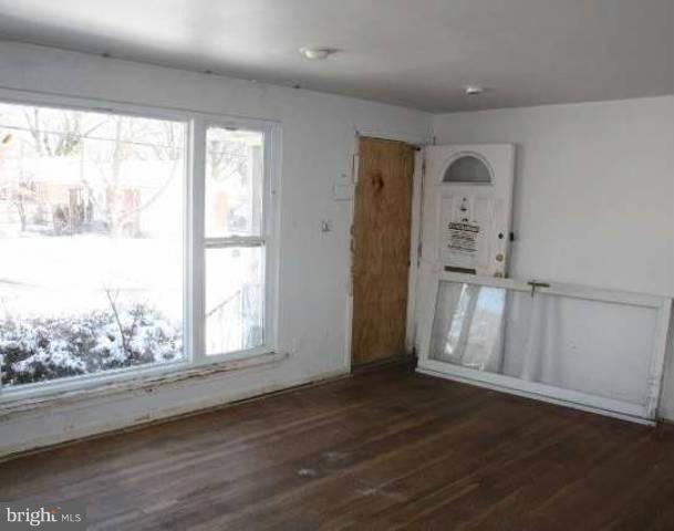 12410 Goodhill Road Silver Spring, MD 20906 - Photo 3 of 8 Interior (General)