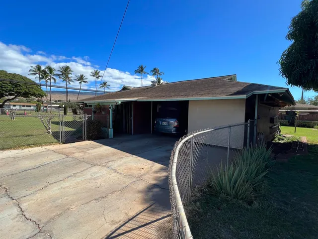 $549,000 | 9 Oki Place, Kaunakakai, HI 96748