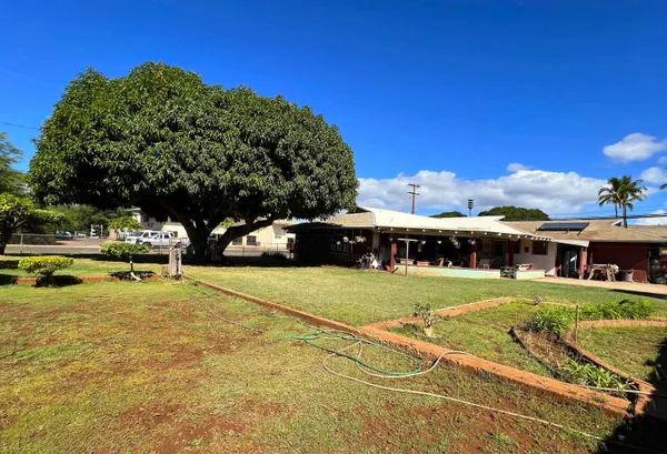 $525,000 | 9 Oki Place, Kaunakakai, HI 96748