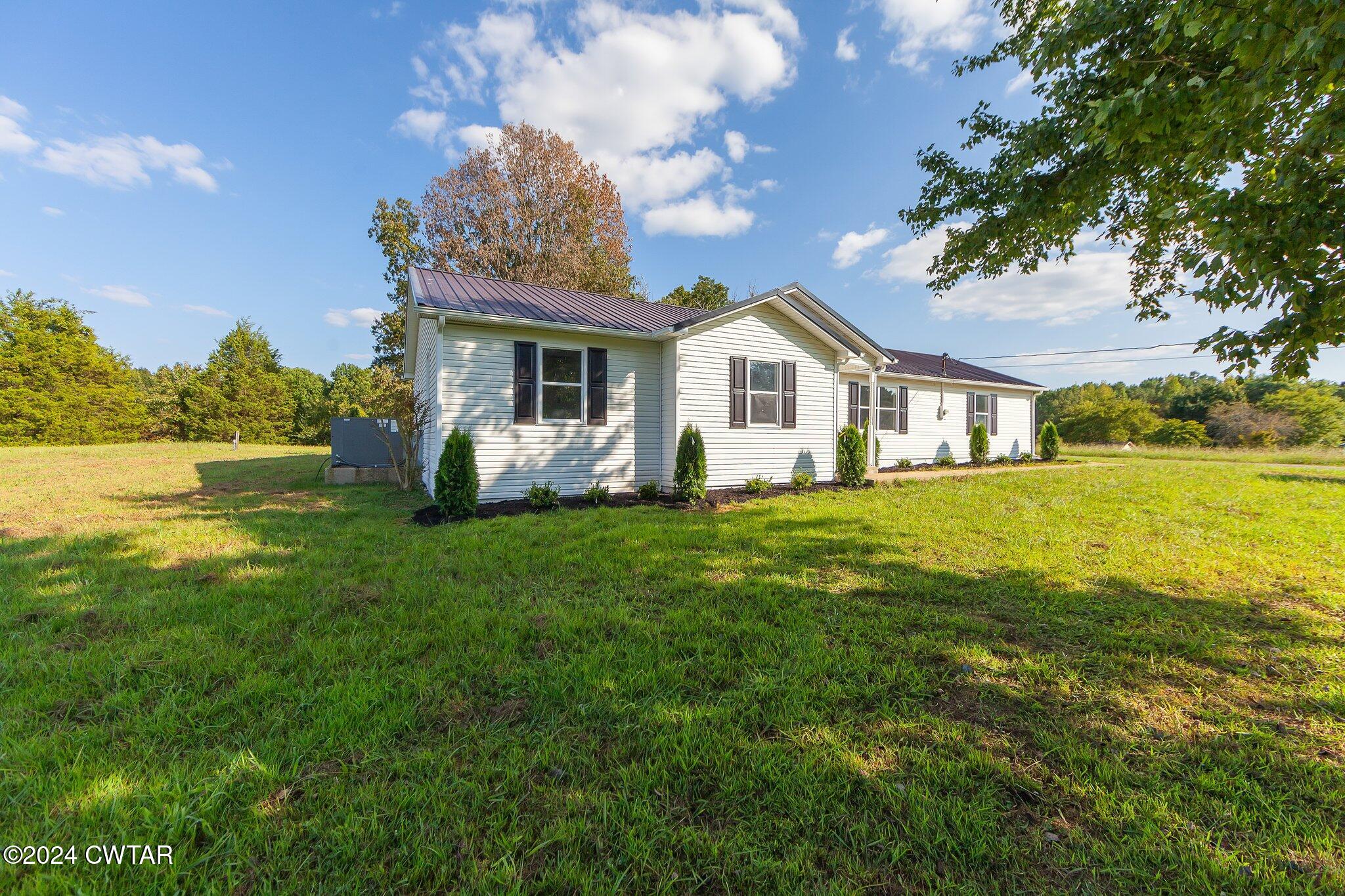 264 Blackburn Road McKenzie, TN 38201 - Photo 2 of 28 2-web-or-mls-Completed-105