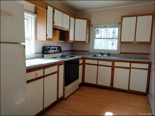 $1,225 | 200 Manchester Road, Unit 3, Poughkeepsie, NY 12603