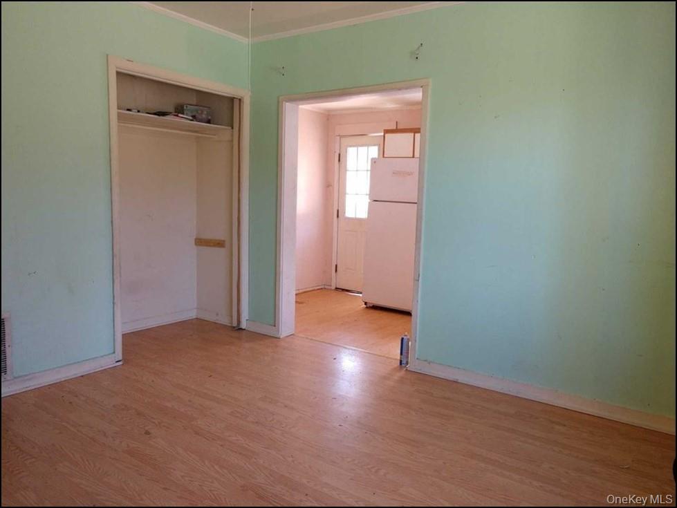 200 Manchester Road, Unit 3 Poughkeepsie, NY 12603 - Photo 2 of 6 Living Room
