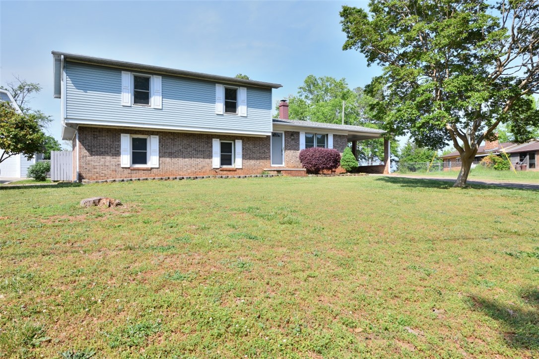 102 Meadow Drive Seneca, SC 29678 - Photo 2 of 25