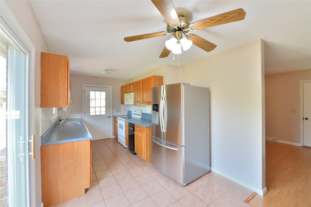 102 Meadow Drive Seneca, SC 29678 - Photo 8 of 25