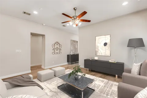 $370,000 | 220 Freeman Loop, Liberty Hill, TX 78642