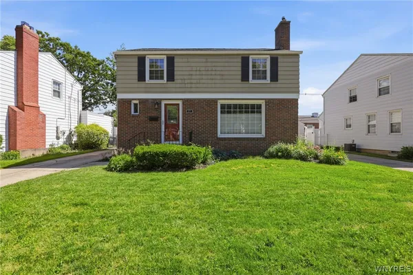 $289,900 | 57 Gardenwood Lane, Tonawanda, NY 14223