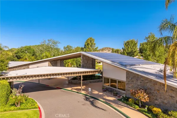 $279,000 | 19828 Spanish Oak Drive, Newhall, CA 91321