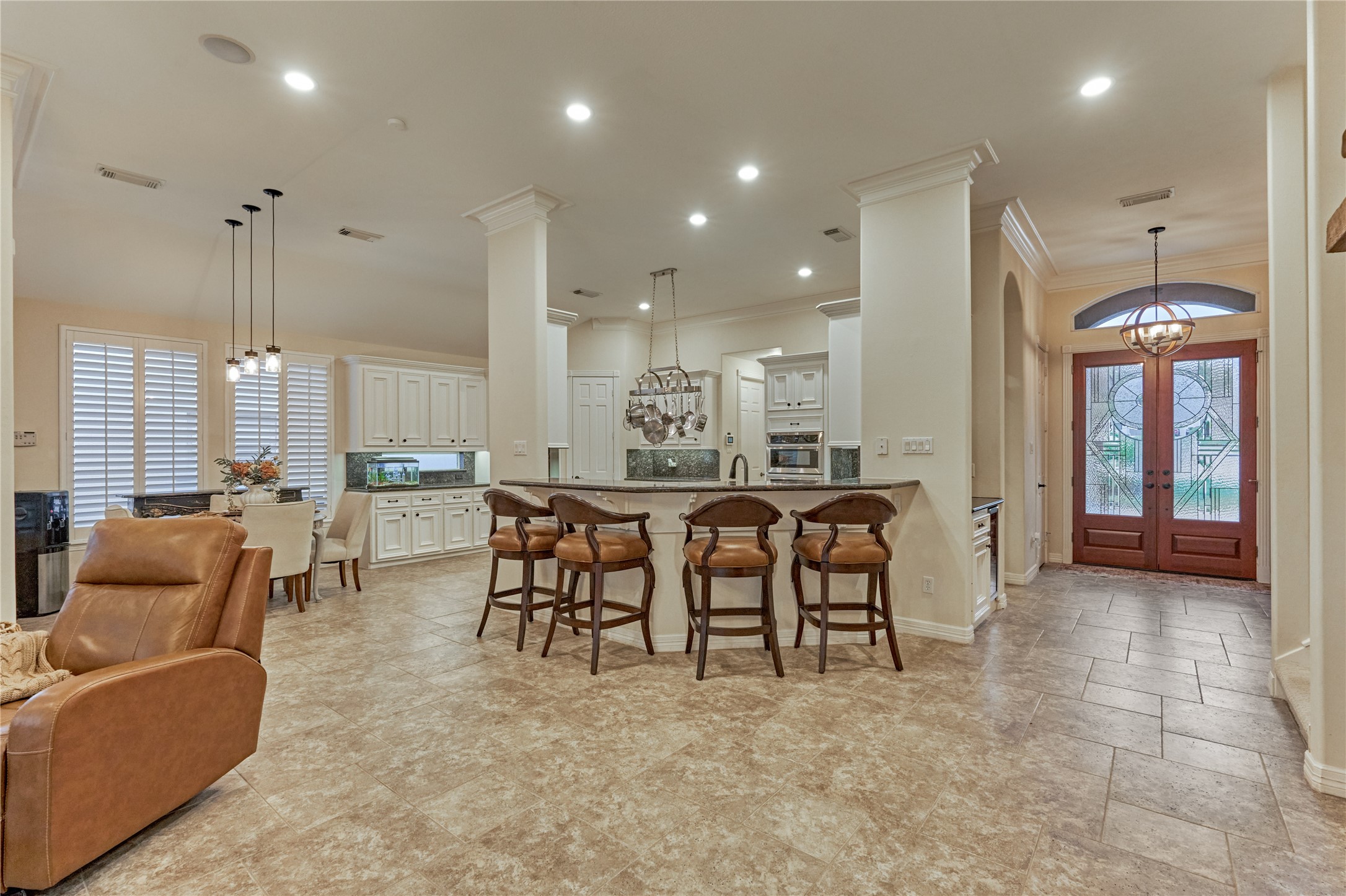 203 Monterrey Road East Montgomery, TX 77356 - Photo 14 of 50 Gourmet eat-in kitchen with huge breakfast bar provides additional seating while entertaining.