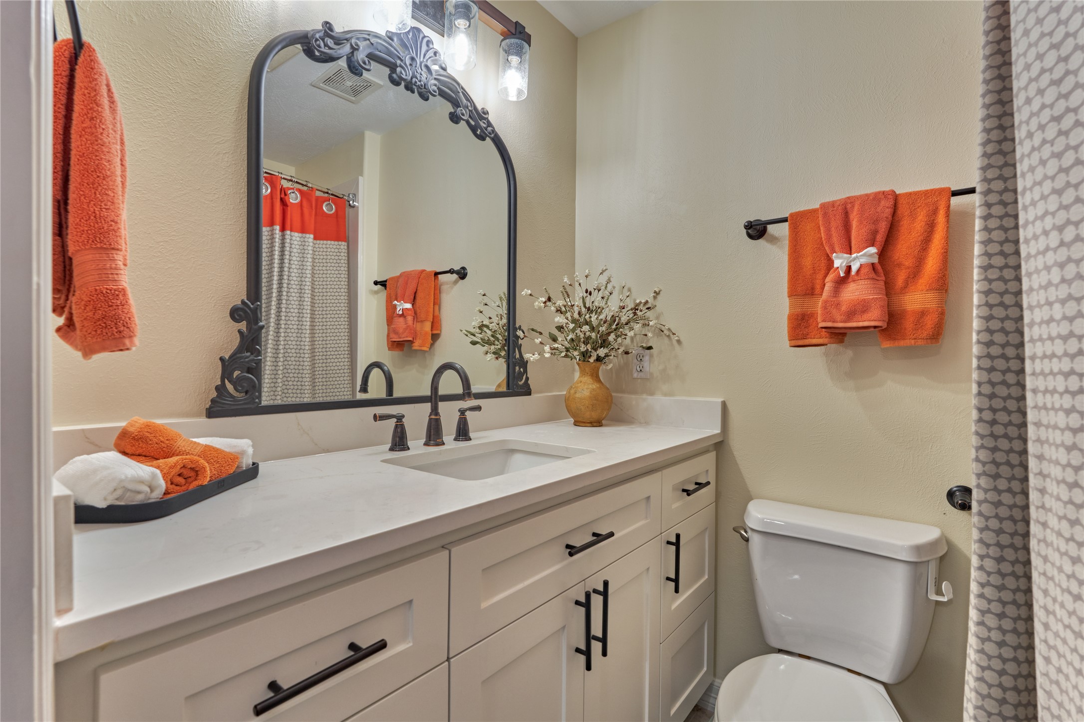 203 Monterrey Road East Montgomery, TX 77356 - Photo 35 of 50 Completely updated ensuite bath for upstairs secondary bedroom.