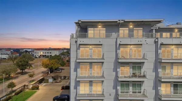 $2,800 | 6955 Turtlewood Drive, Unit 602, Houston, TX 77072