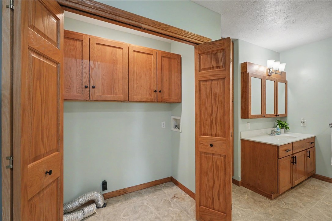 111 Warner Avenue Georgetown, IL 61846 - Photo 27 of 48