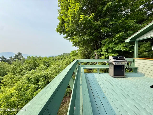 $10,000 | 29 Sunrise Lane, Bolton, NY 12814