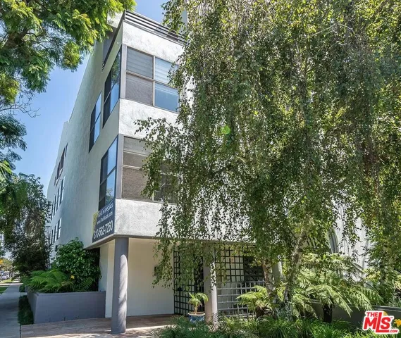 $4,250 | 1600 Camden Avenue, Unit E, Los Angeles, CA 90025