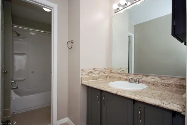 $449,900 | 25 Stevens Court, Bedminster, NJ 07921