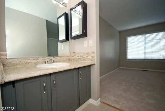 $449,900 | 25 Stevens Court, Bedminster, NJ 07921