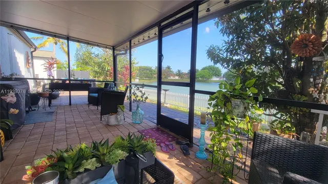 a living room filled with furniture
