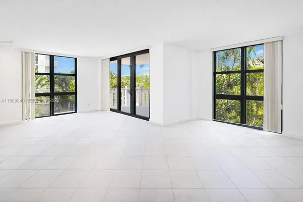 $1,325,000 | 1121 Crandon Boulevard, Unit F206, Key Biscayne, FL 33149