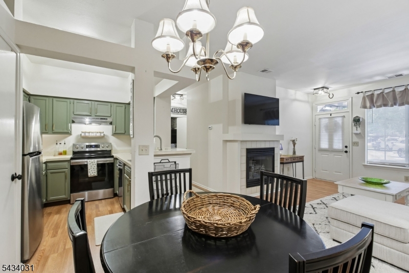 15 Wescott Road, Unit 15 Bedminster, NJ 07921 - Photo 9 of 23
