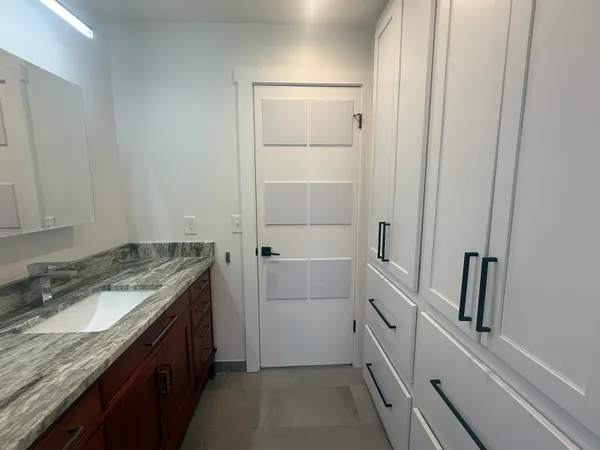 $1,995 | 300 Yacht Club Drive, Unit 18, Niceville, FL 32578