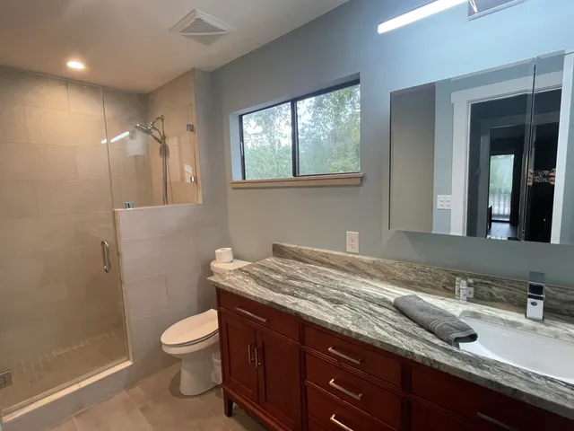 $2,400 | 300 Yacht Club Drive, Unit 18, Niceville, FL 32578