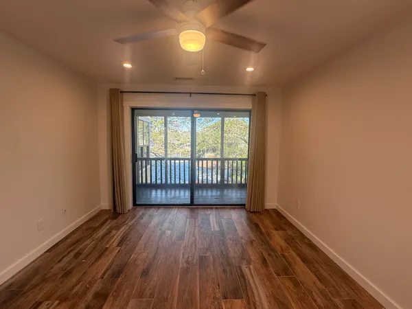 $1,995 | 300 Yacht Club Drive, Unit 18, Niceville, FL 32578