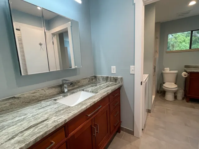 $2,400 | 300 Yacht Club Drive, Unit 18, Niceville, FL 32578