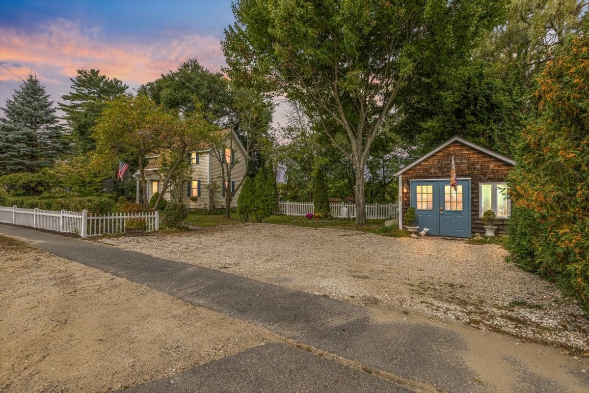 55 Haverhill Road Amesbury, MA 01913 - Photo 1 of 39 Gallery Image 1