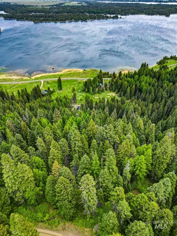 $399,900 | 2267 Franks Road, Donnelly, ID 83615