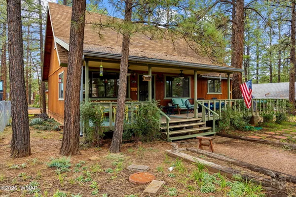 $335,000 | 2974 Mogollon Drive, Overgaard, AZ 85933