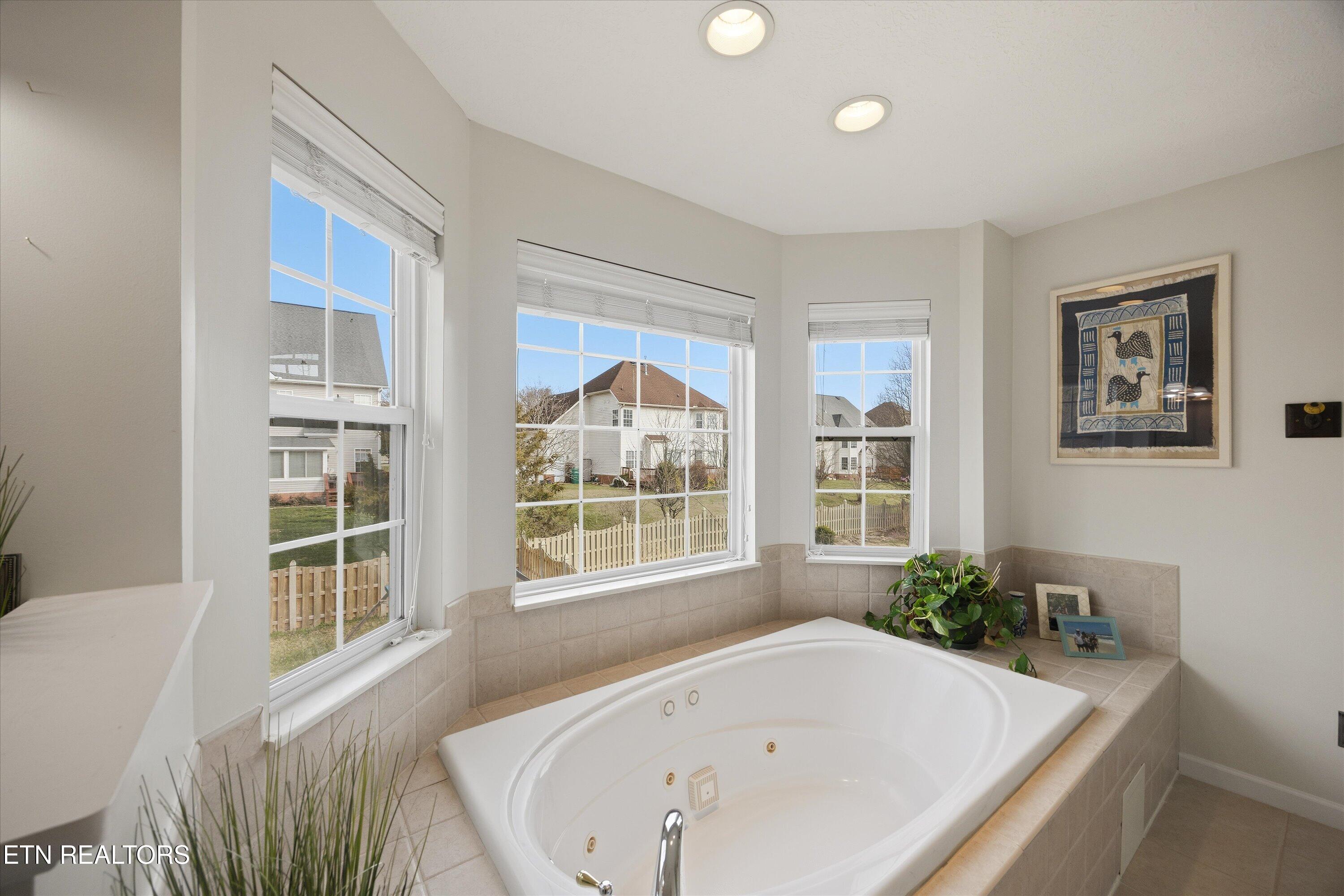 628 Lake Heather Road Knoxville, TN 37934 - Photo 15 of 31 23-023 RS9_3036