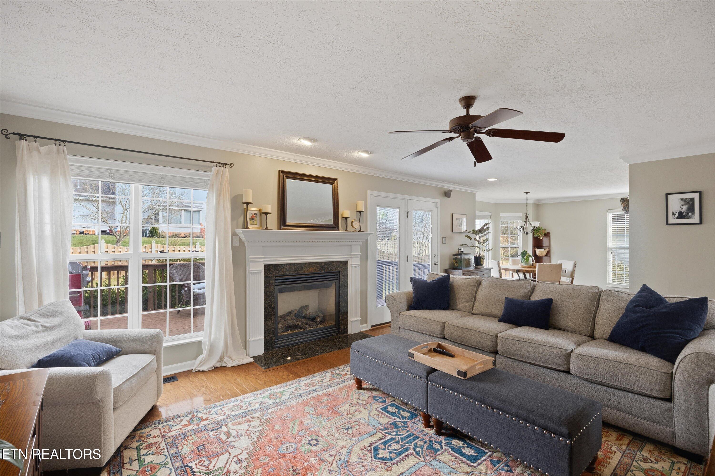 628 Lake Heather Road Knoxville, TN 37934 - Photo 4 of 31 06-006 RS9_2961