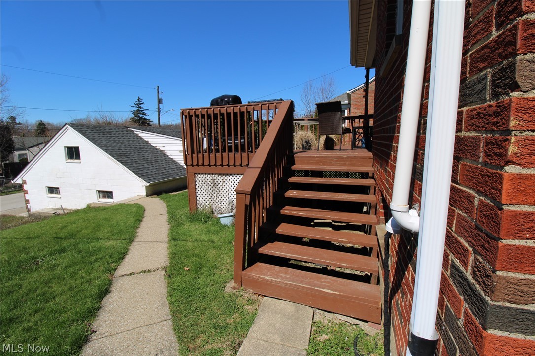 18800 Neff Road Cleveland, OH 44119 - Photo 9 of 38 Gallery Image 9