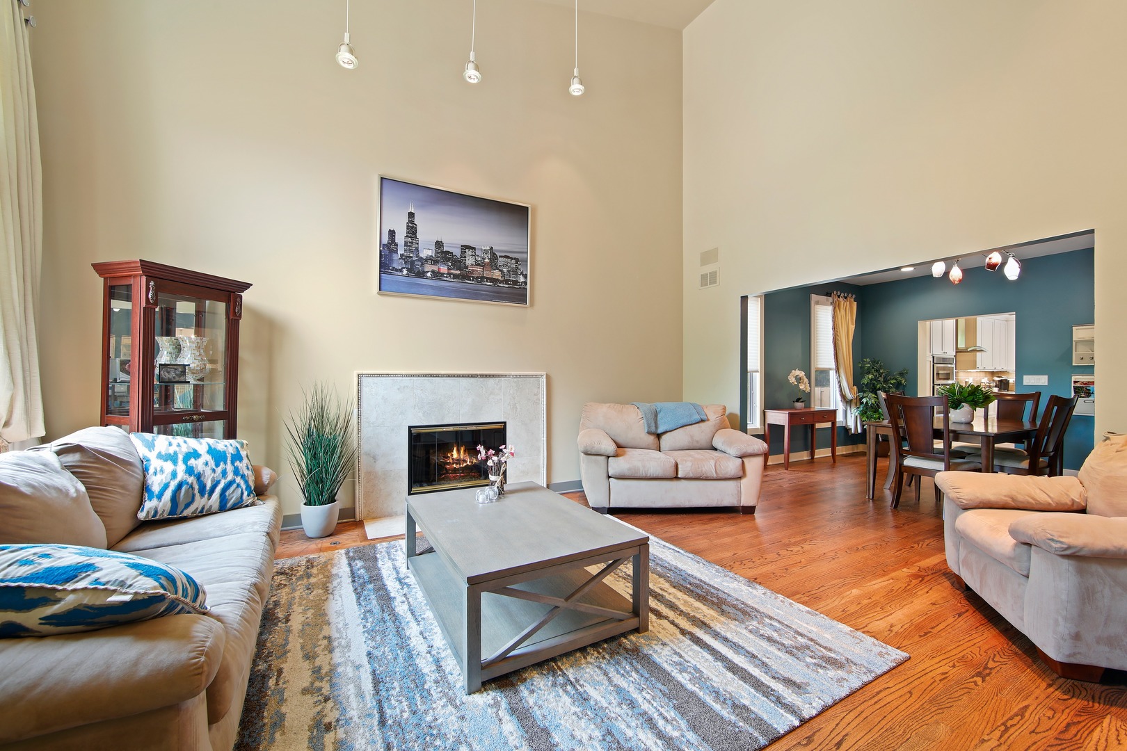 3140 Keystone Road Northbrook, IL 60062 - Photo 4 of 21 a living room with furniture and a fireplace