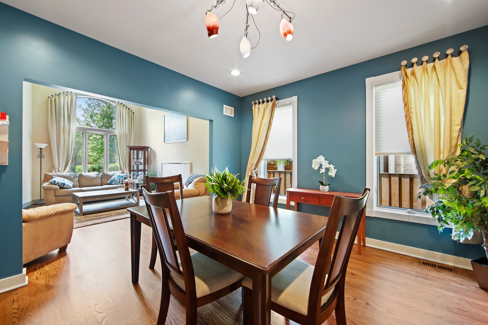 3140 Keystone Road Northbrook, IL 60062 - Photo 10 of 21 a view of a dining room with furniture window and outside view