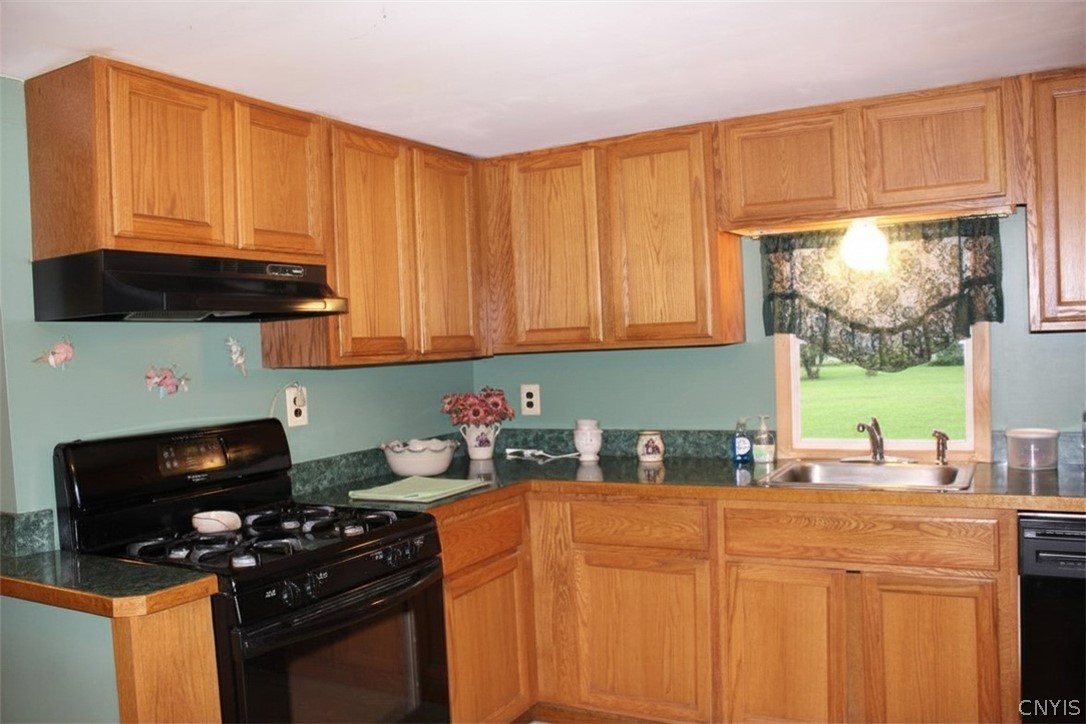 241 Mellon Road Amboy, NY 13493 - Photo 11 of 42