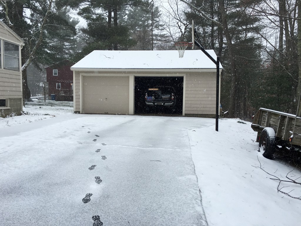 409 Foster Road Tewksbury, MA 01876 - Photo 2 of 12 Gallery Image 2