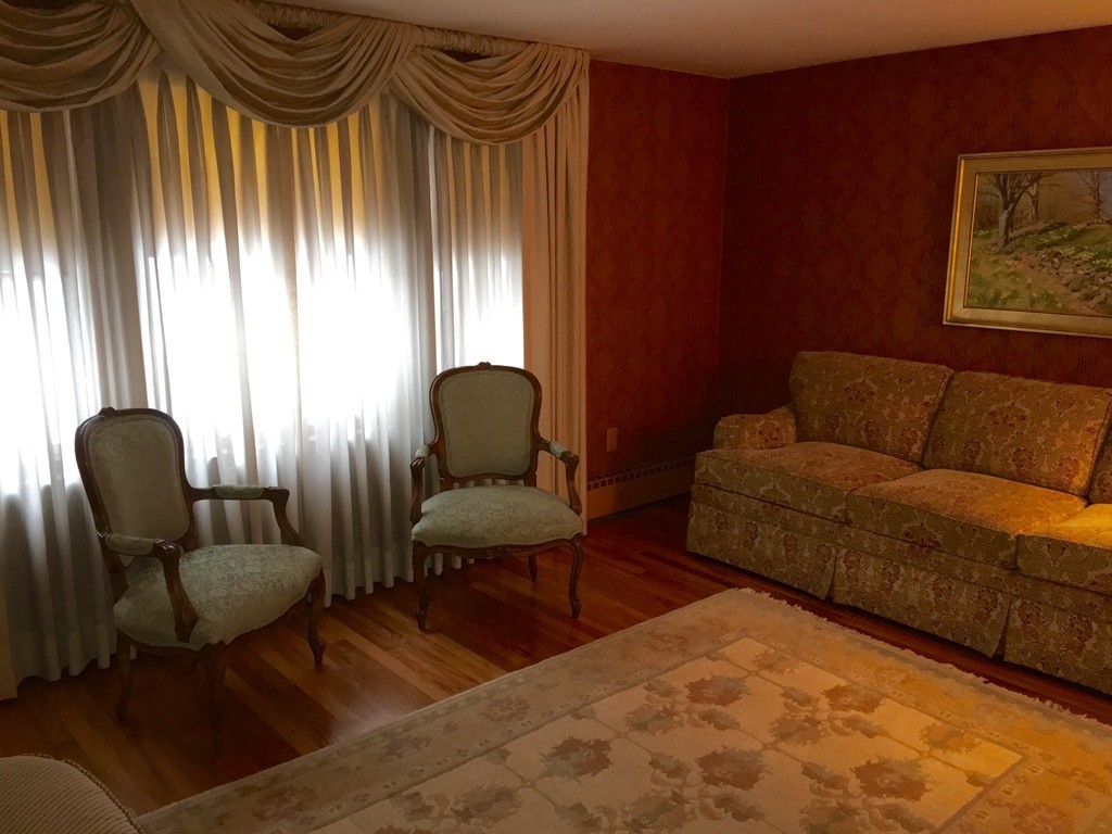 409 Foster Road Tewksbury, MA 01876 - Photo 5 of 12 Gallery Image 5