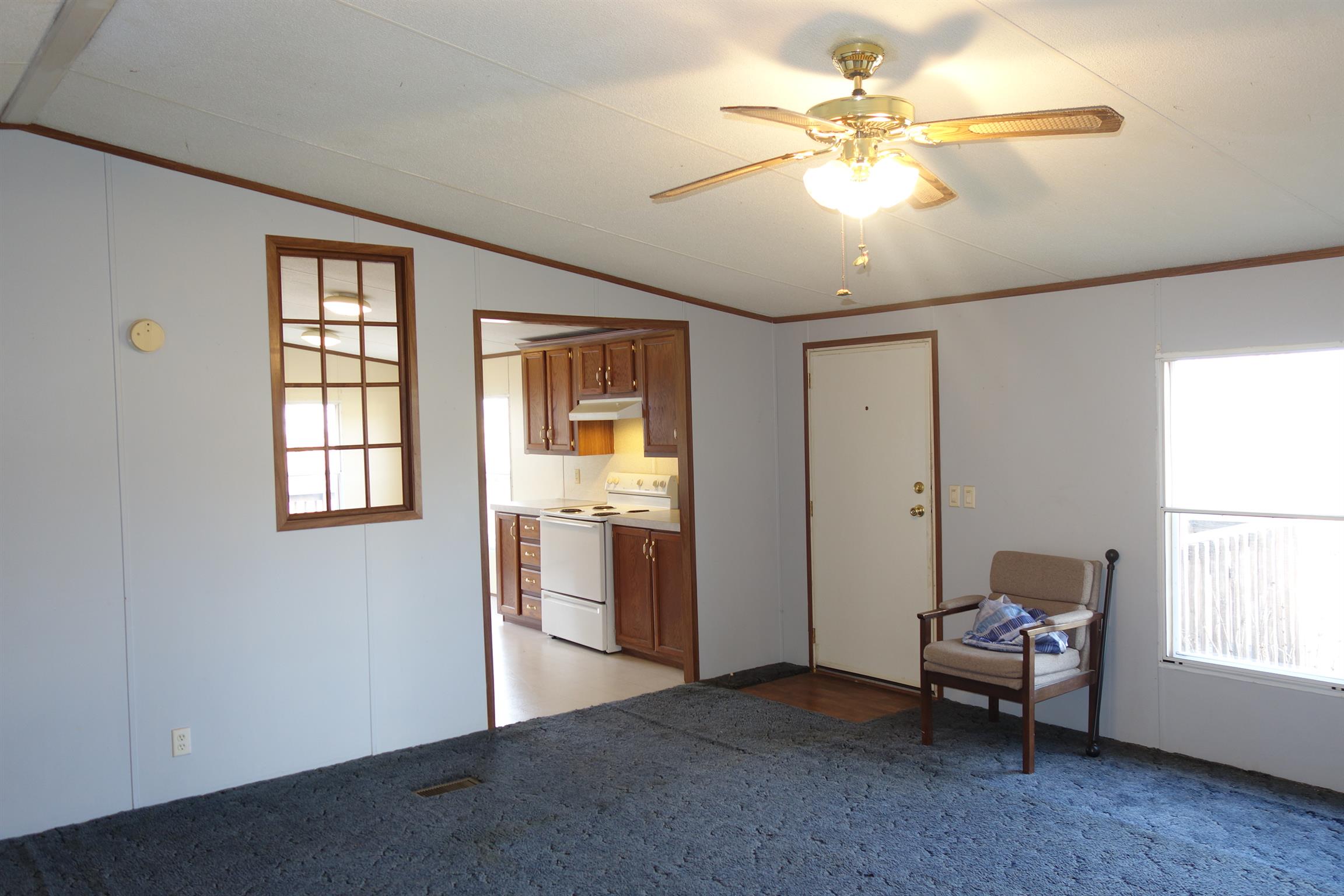 114 East Biggs Road Portland, TN 37148 - Photo 18 of 26 a living room with furniture and a window