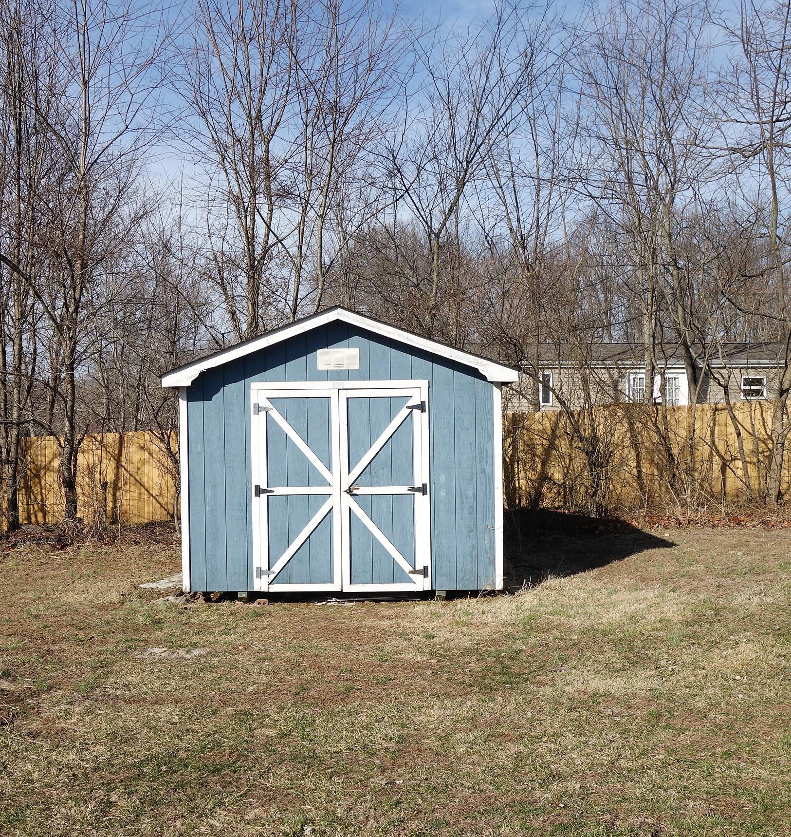 114 East Biggs Road Portland, TN 37148 - Photo 5 of 26 a front view of house with yard