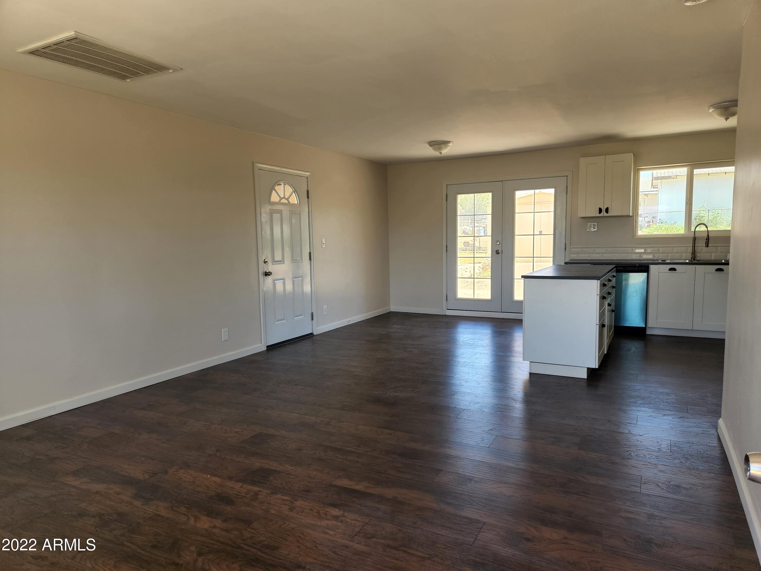 312 Hartford Road Kearny, AZ 85137 - Photo 9 of 23 20220813_110007