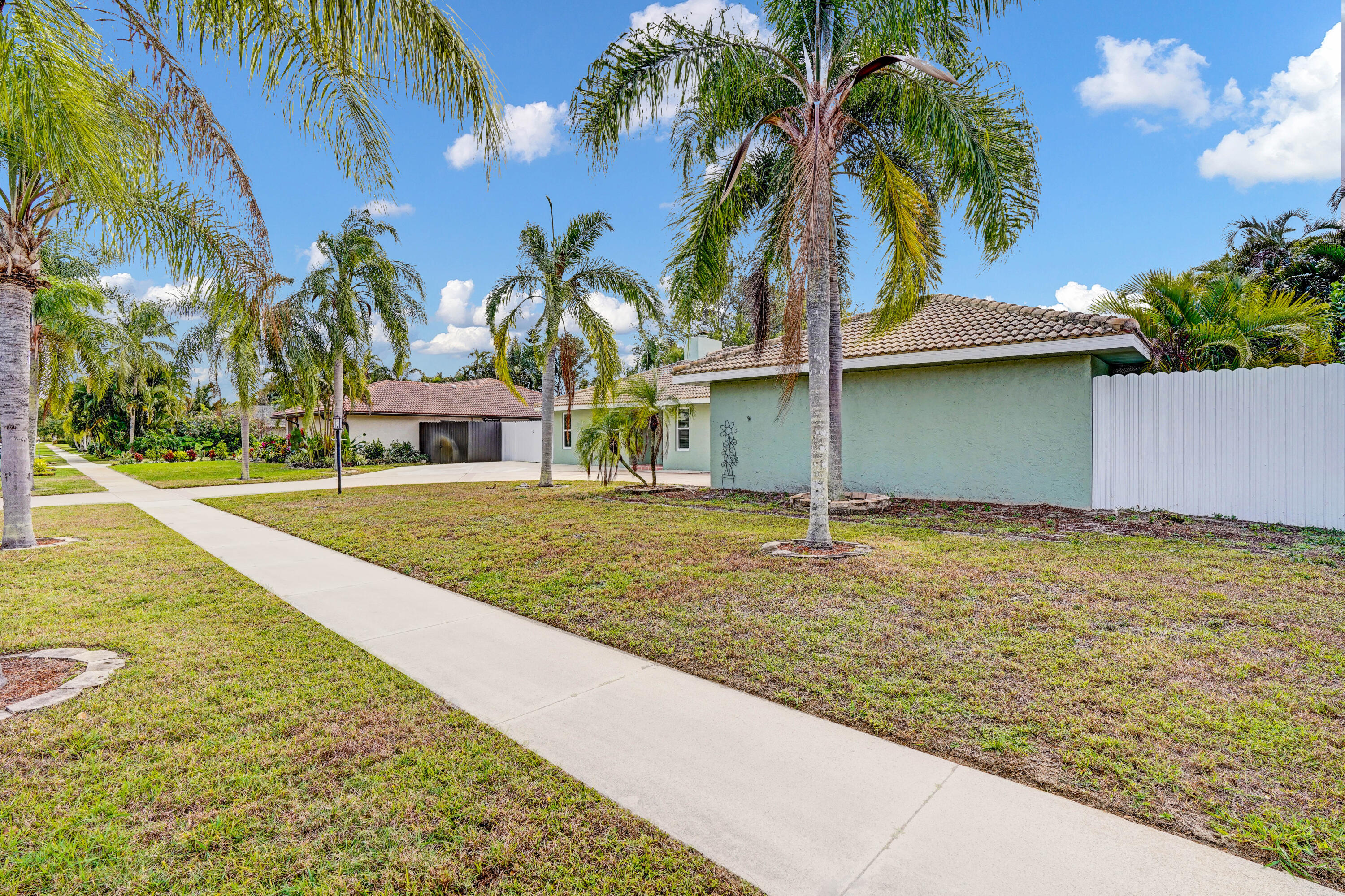 1826 Southeast Greendon Road Port St. Lucie, FL 34952 - Photo 26 of 38 GreendonComplete-5