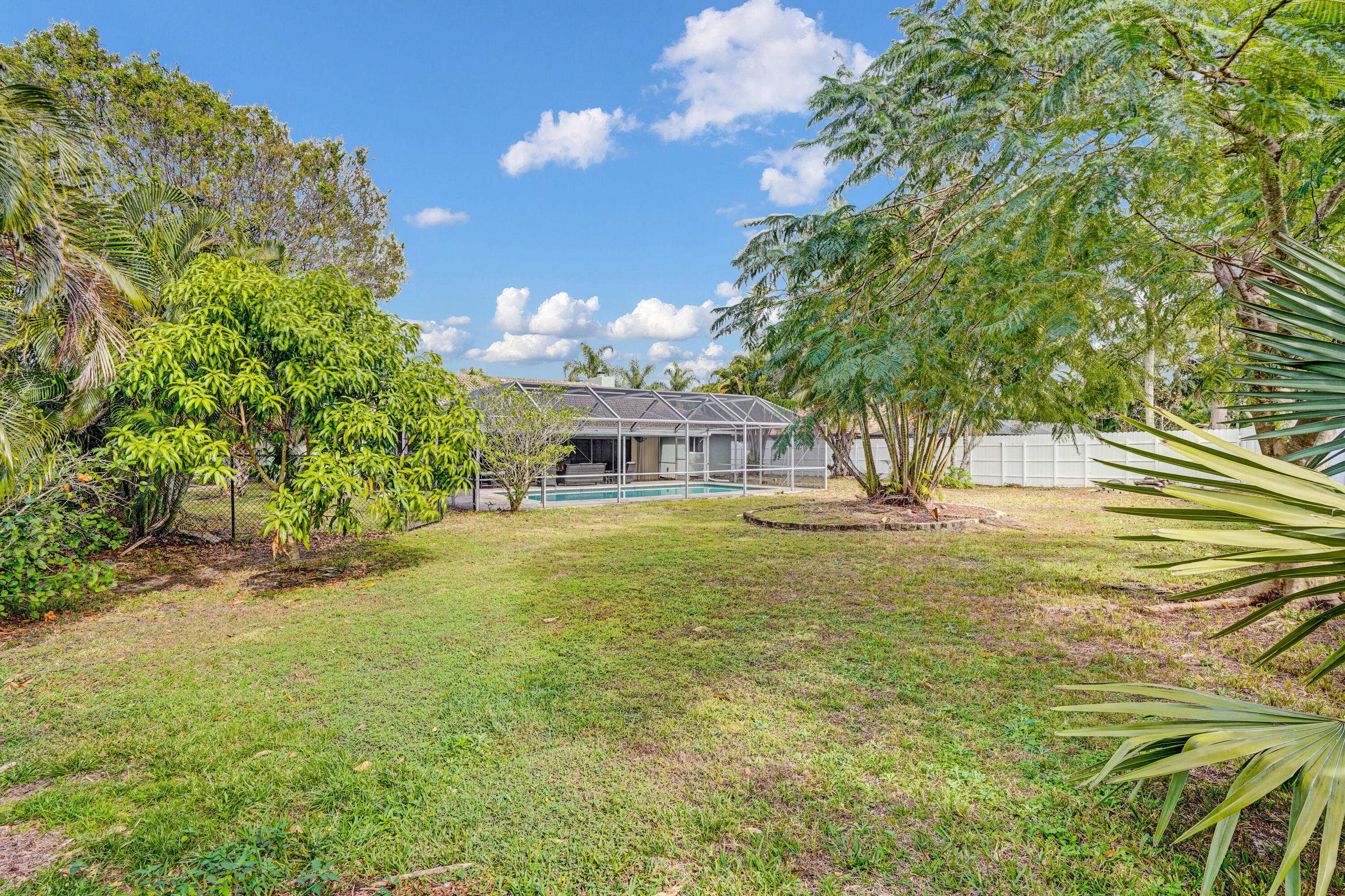 1826 Southeast Greendon Road Port St. Lucie, FL 34952 - Photo 28 of 38 GreendonComplete-6