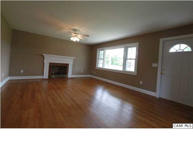 91 Childs Road Stanardsville, VA 22973 - Photo 3 of 17 Nice wood floors throughout.