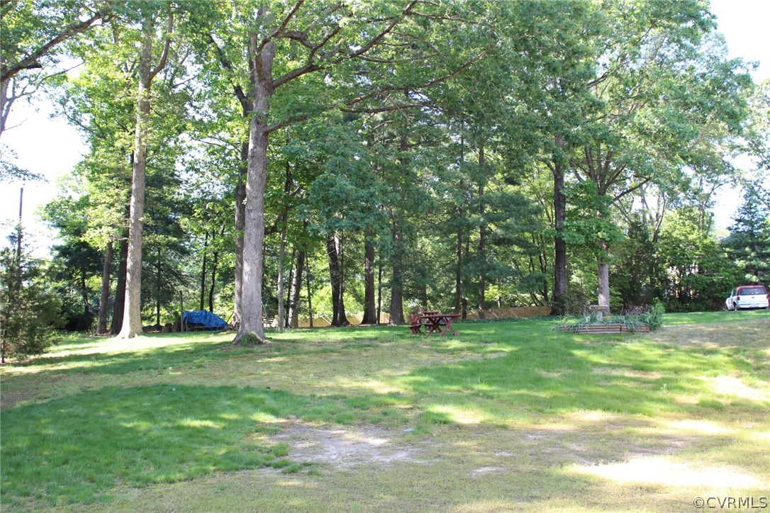 4845 Burnham Road North Chesterfield, VA 23234 - Photo 7 of 29 Gallery Image 7