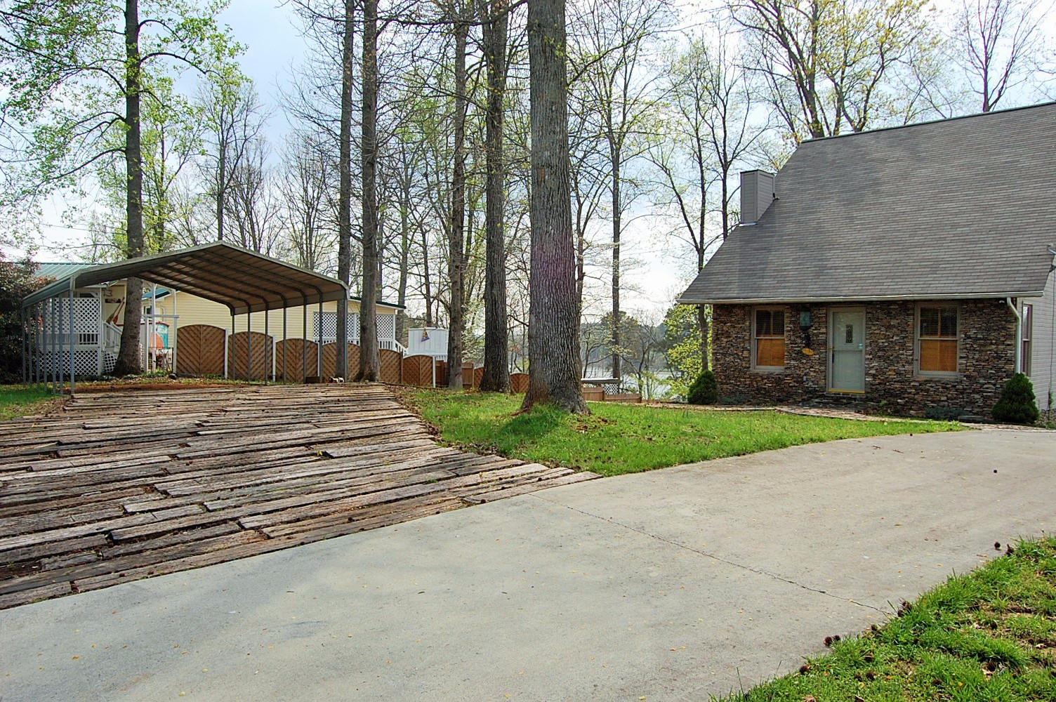 703 Lakehaven Circle Decatur, TN 37322 - Photo 34 of 38 DSC_0833 (2)